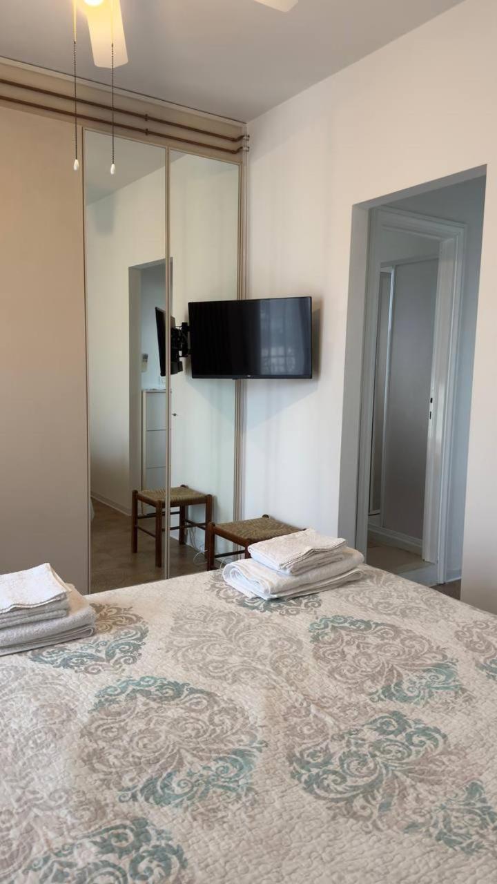 Casa Dell' Ulivo Lejlighed Desenzano del Garda Eksteriør billede