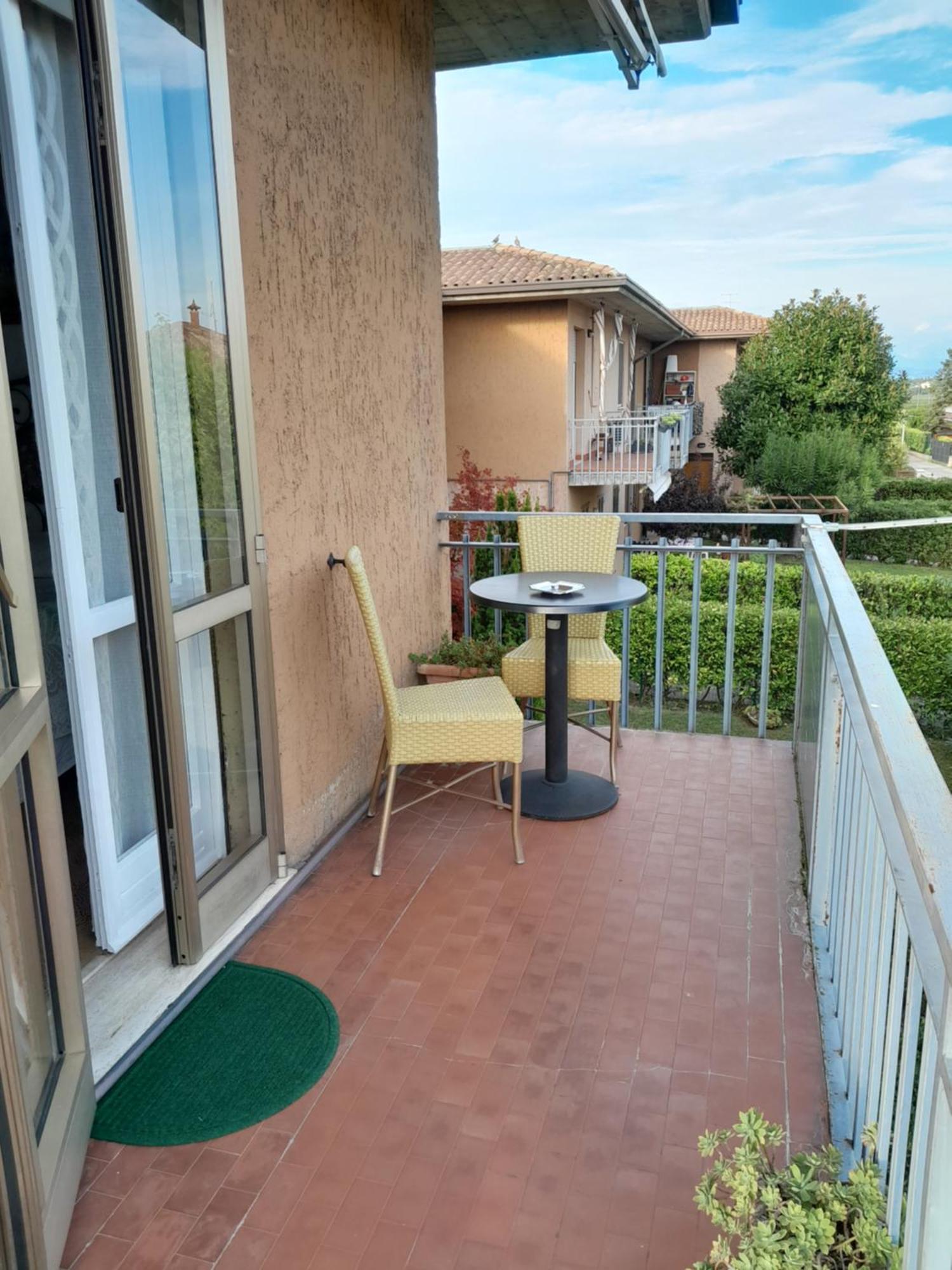 Casa Dell' Ulivo Lejlighed Desenzano del Garda Eksteriør billede