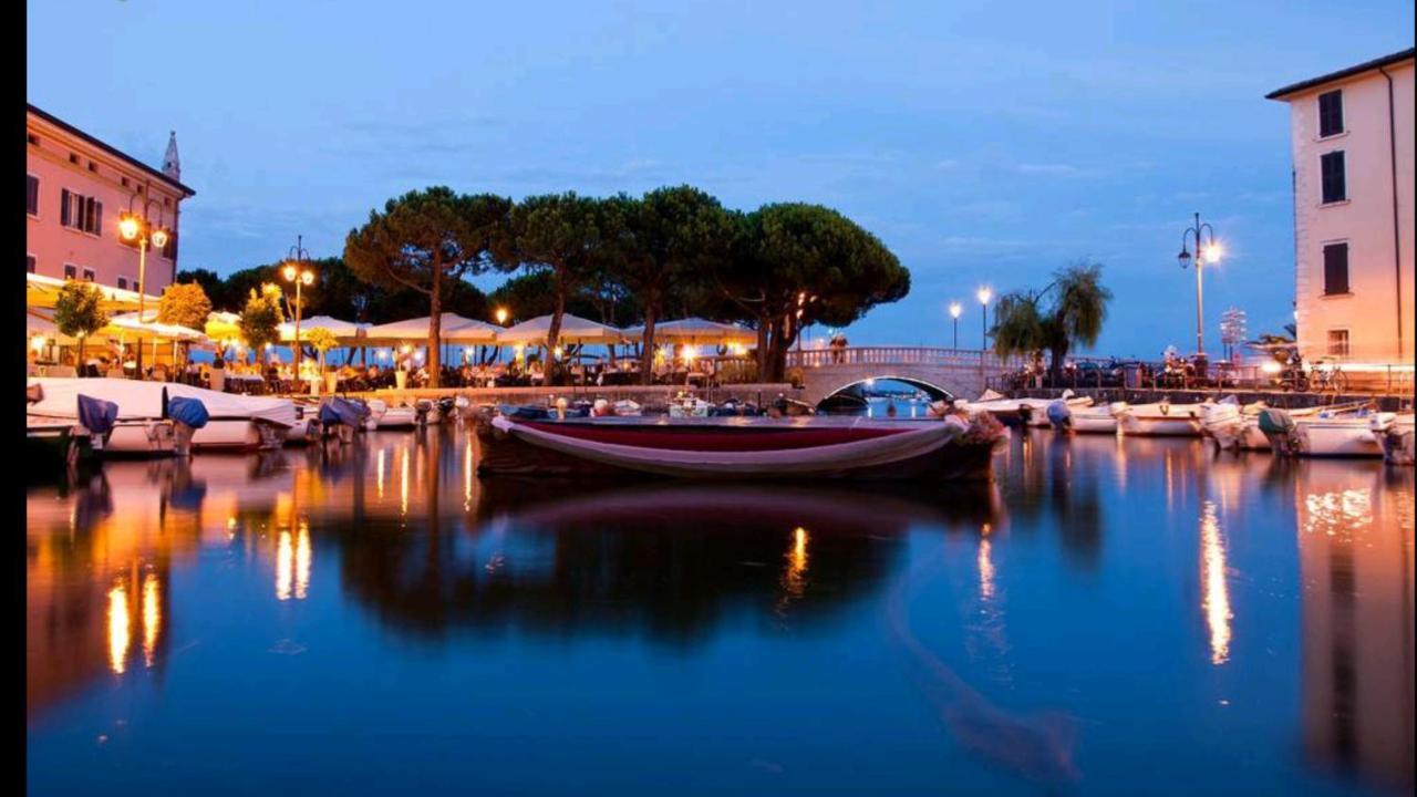 Casa Dell' Ulivo Lejlighed Desenzano del Garda Eksteriør billede